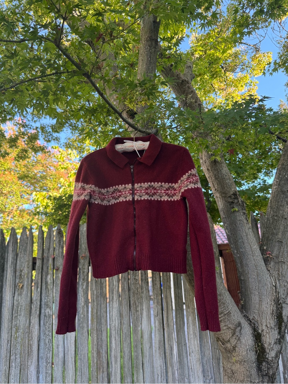 Brandy Melville Maroon Zip-Up Fair Isle Cardigan